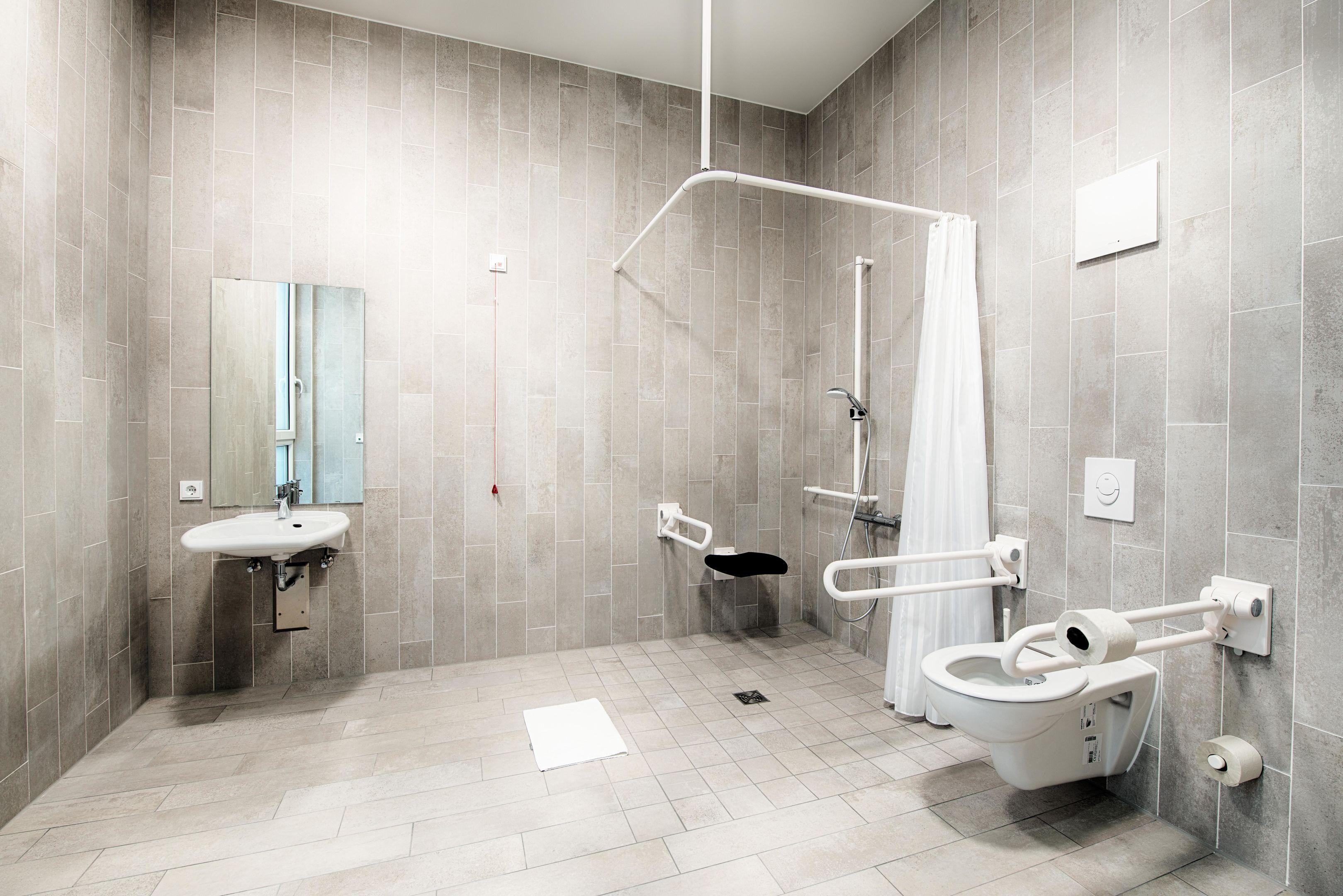 B&B Hotel Rostock City-West エクステリア 写真
